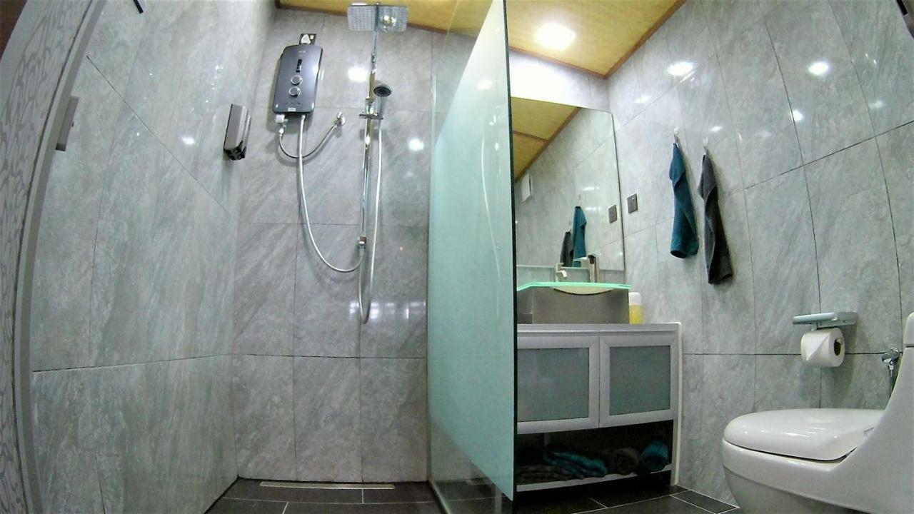 Sabandy House B&B Padang Mat Sirat Kültér fotó