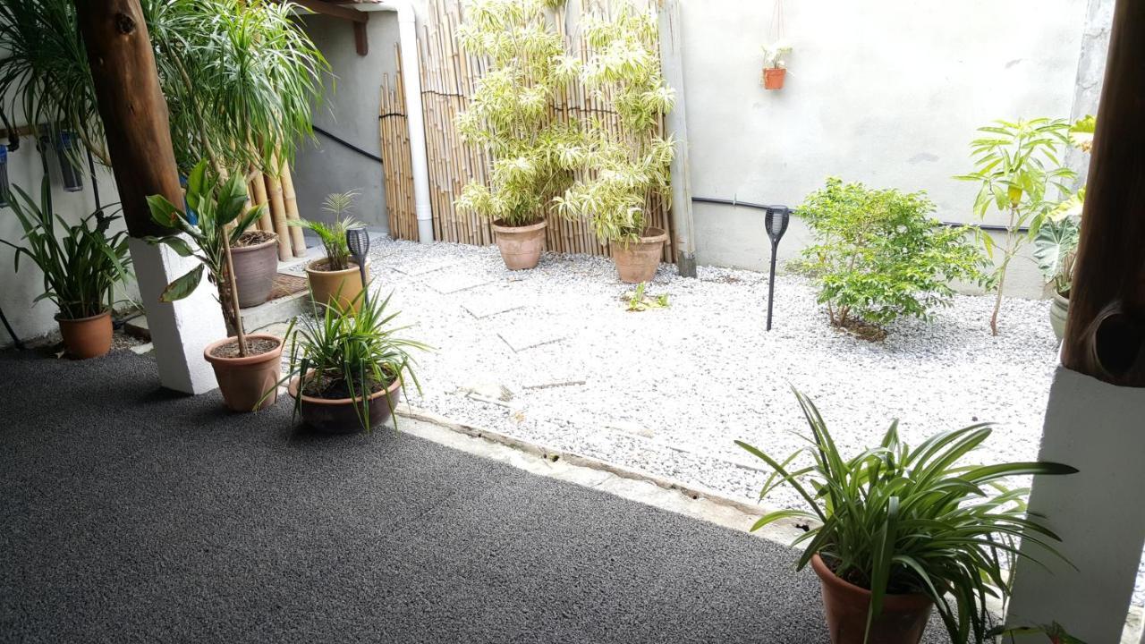 Sabandy House B&B Padang Mat Sirat Kültér fotó